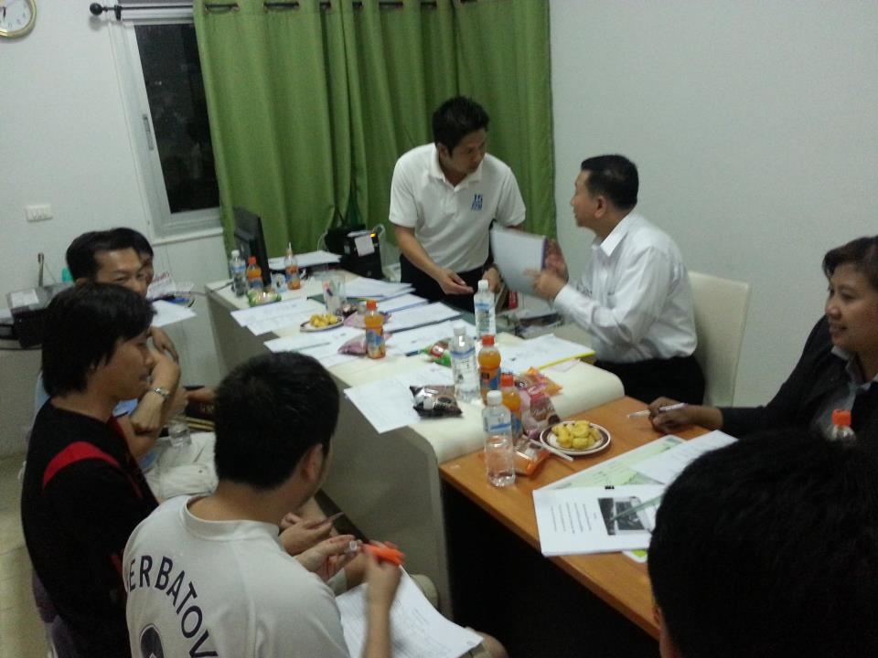 ประชุมยกร่างข้อบังคับ เดอะคอนเนค 9